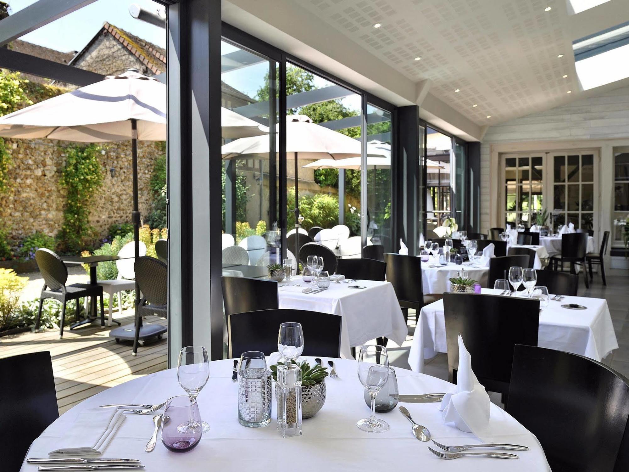 Le Saint-Jacques 호텔 Cloyes-sur-le-Loir 외부 사진